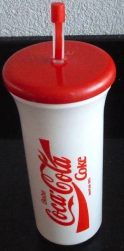 5801-1  € 1,50 coca cola drinkbeker wit H.21 br. 10 cm